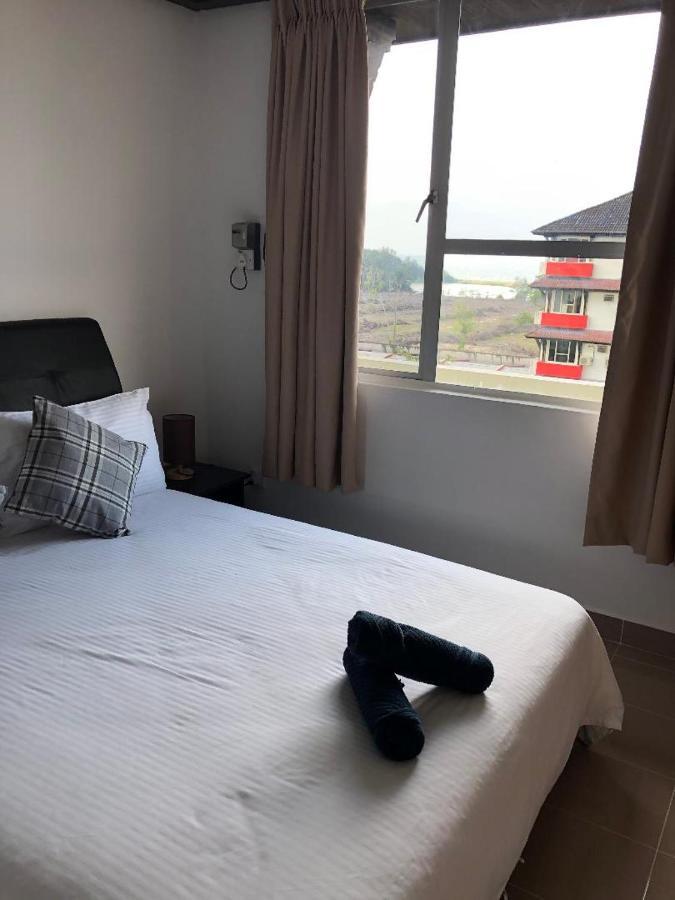 Kerteh Apartment Buitenkant foto