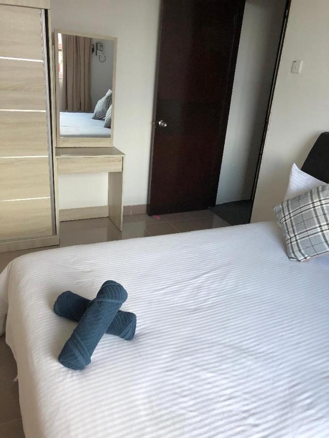 Kerteh Apartment Buitenkant foto