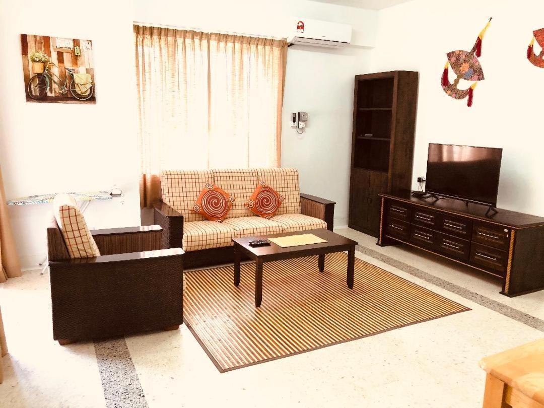 Kerteh Apartment Buitenkant foto