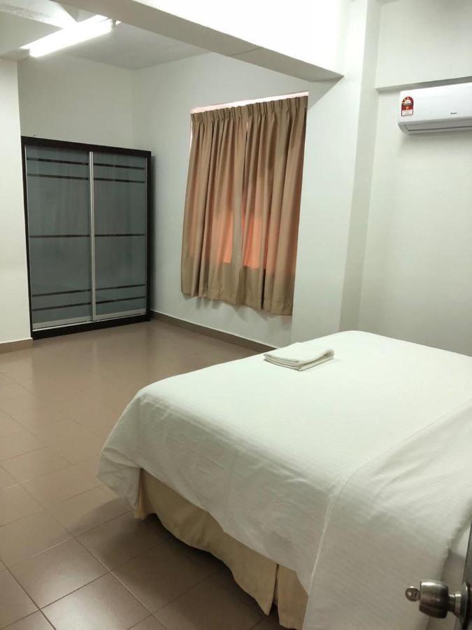 Kerteh Apartment Buitenkant foto