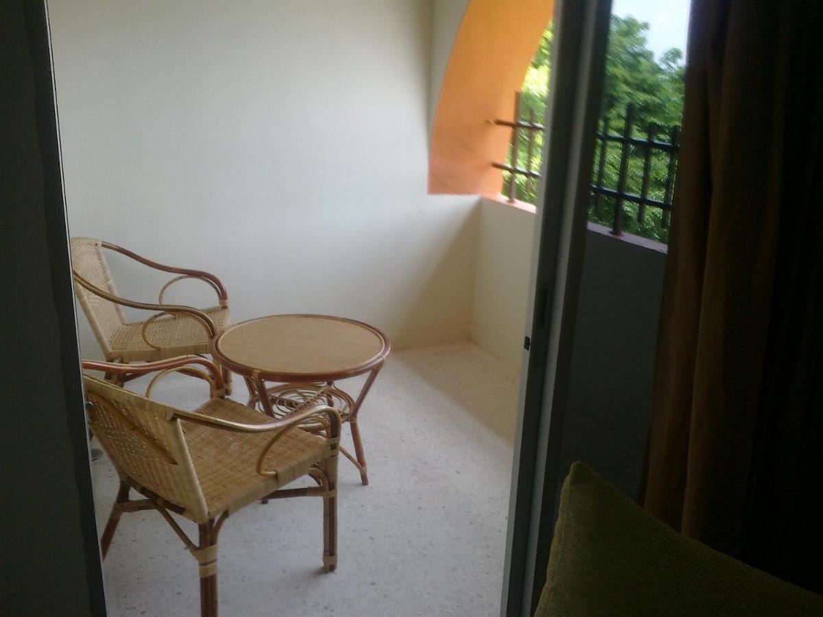 Kerteh Apartment Buitenkant foto